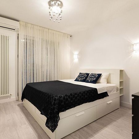 Smile Apartments Bukarest Kültér fotó